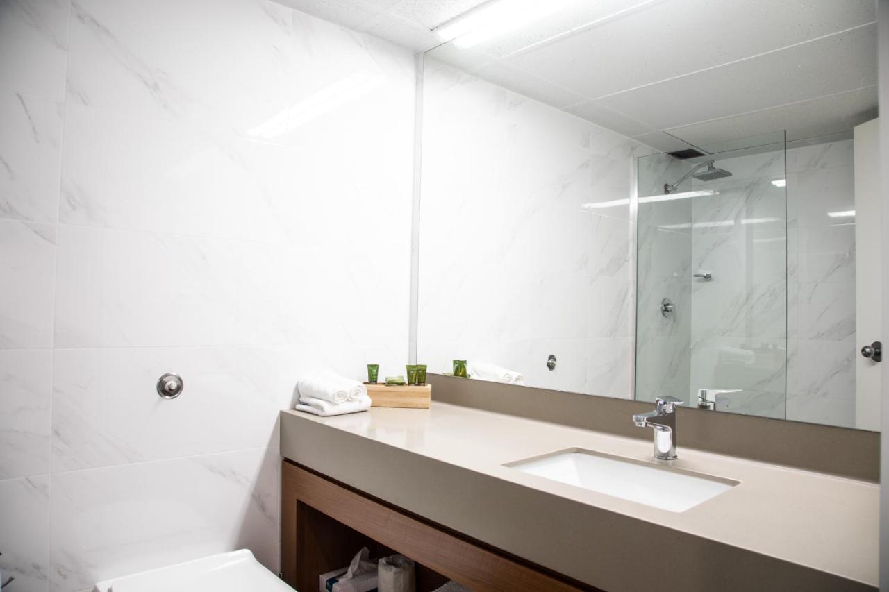 Madison Capital Executive Apartments Canberra Bagian luar foto