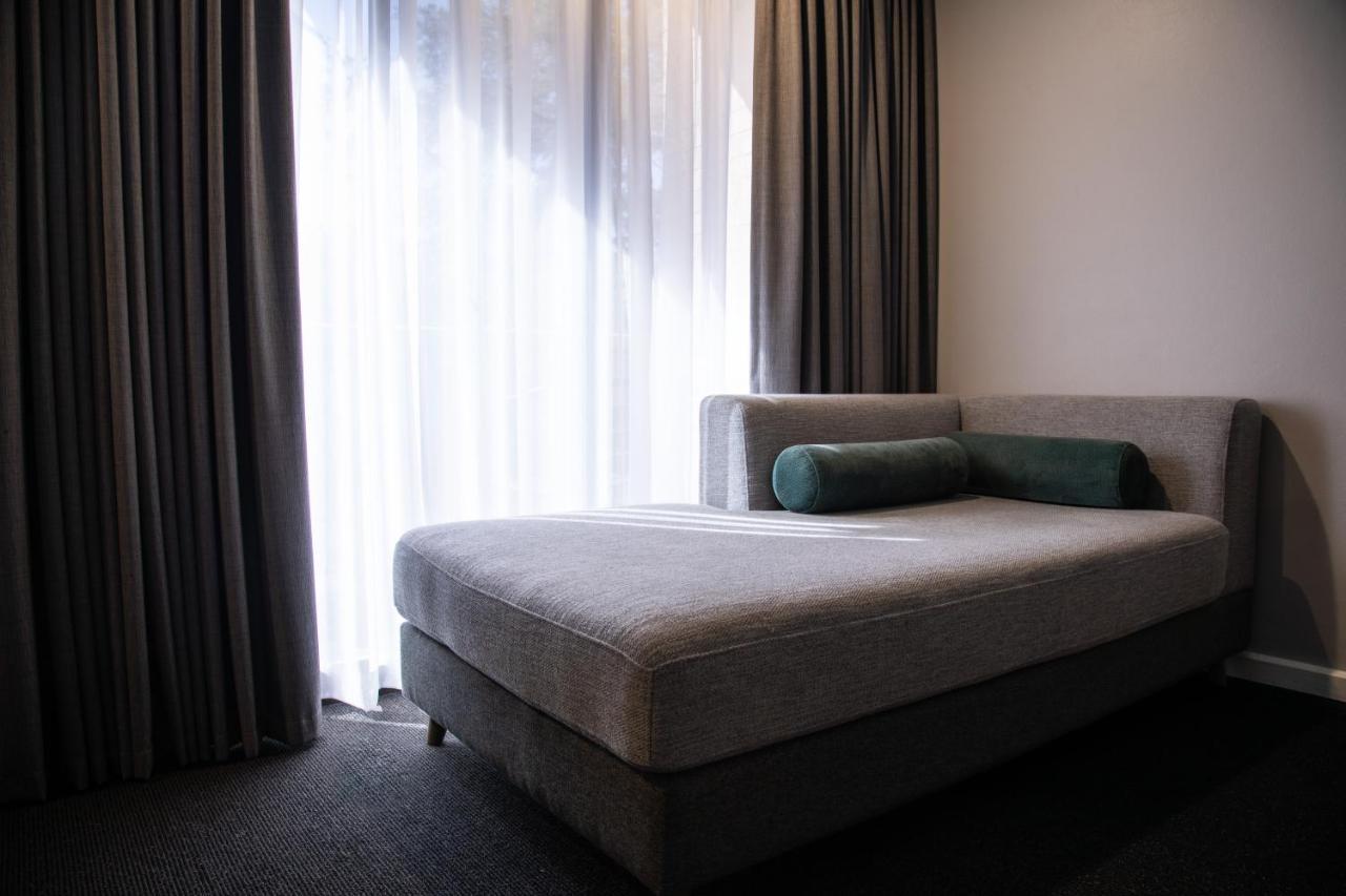 Madison Capital Executive Apartments Canberra Bagian luar foto
